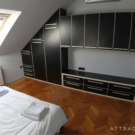 Attractive Duplex *